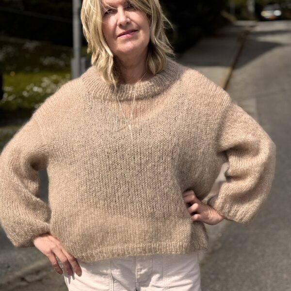 ELIN tröja WeTwo Stockholm Design - mönster & garn - Bild 2